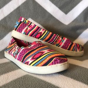 Toms Canvas Youth Shoes